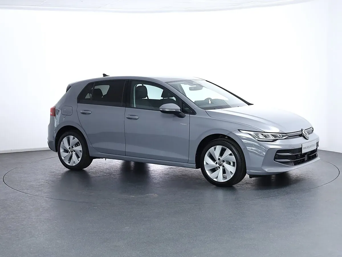 Volkswagen Golf 2026 photo 3