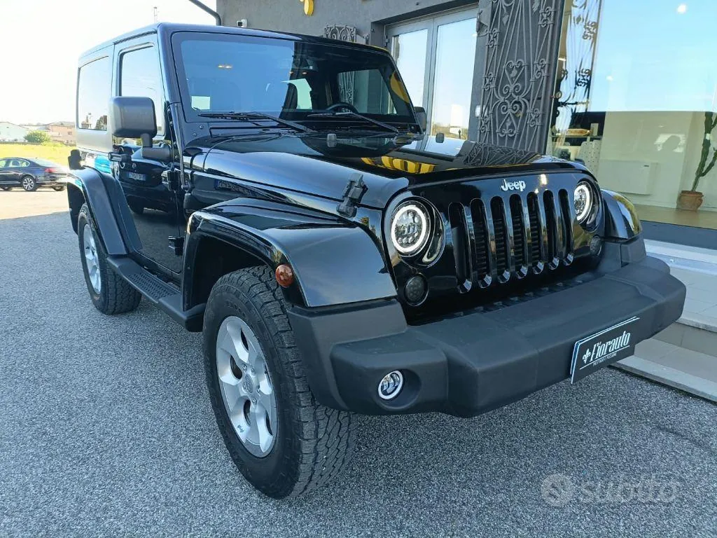 Jeep Wrangler 2014 photo 2