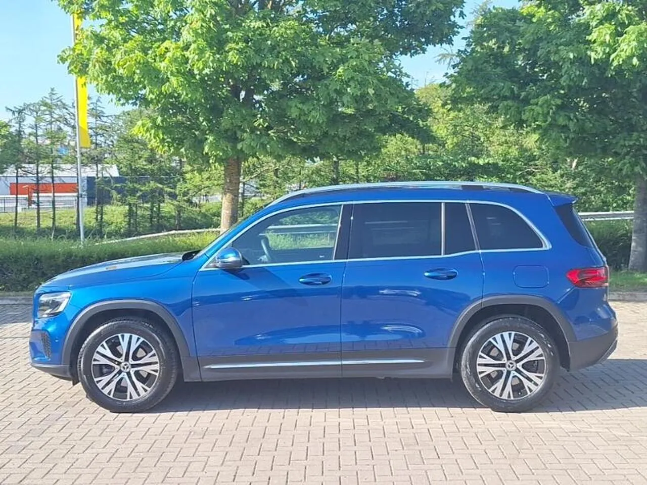 Mercedes-Benz Glb 2025 photo 4