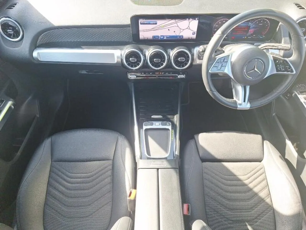 Mercedes-Benz Glb 2025 photo 3