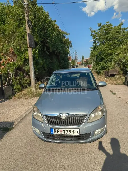 Skoda Fabia 2010 photo 3
