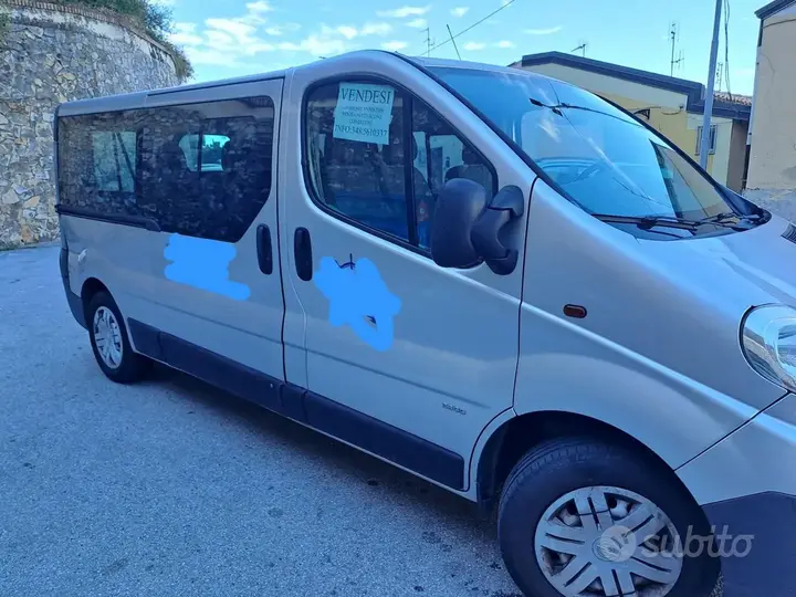 Opel Vivaro 2009 photo 3