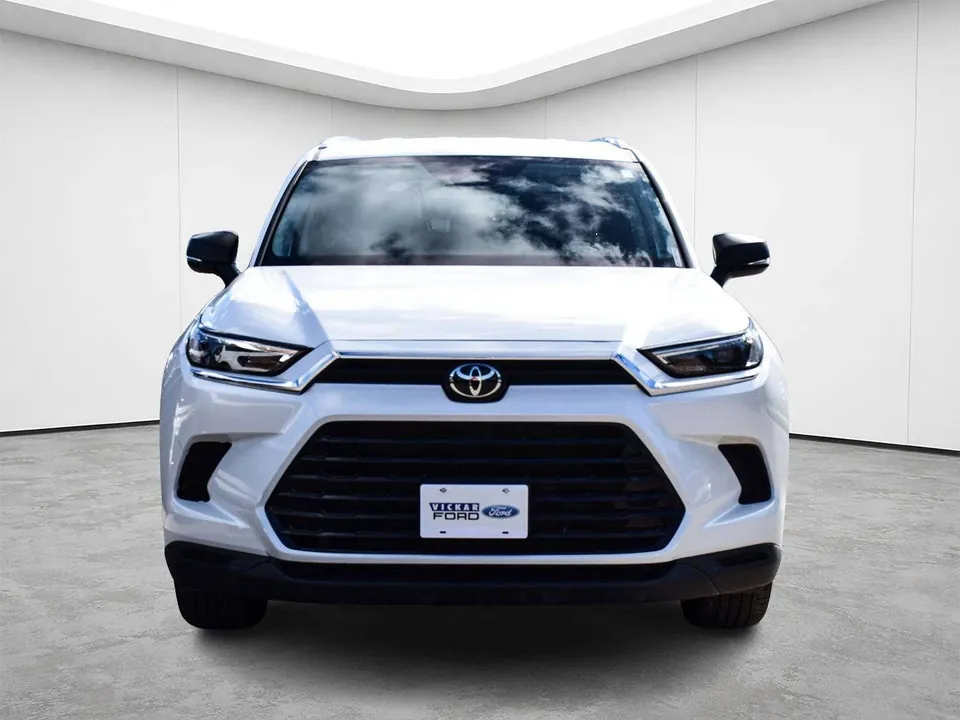 Toyota Grand Highlander 2024 photo 3