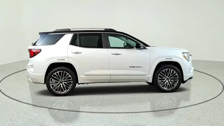GMC Terrain 2027 photo 2