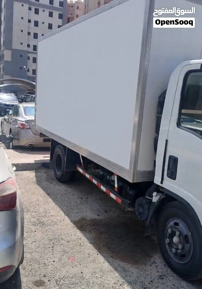 Isuzu N-Series 2011 photo 3