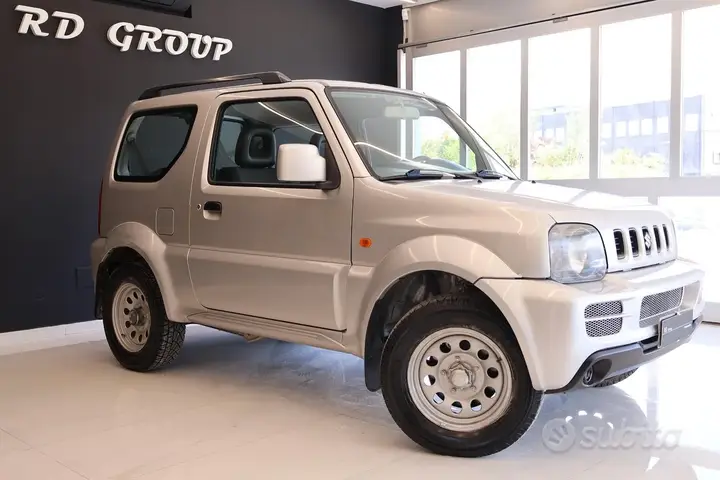 Suzuki Jimny 2006 photo 3