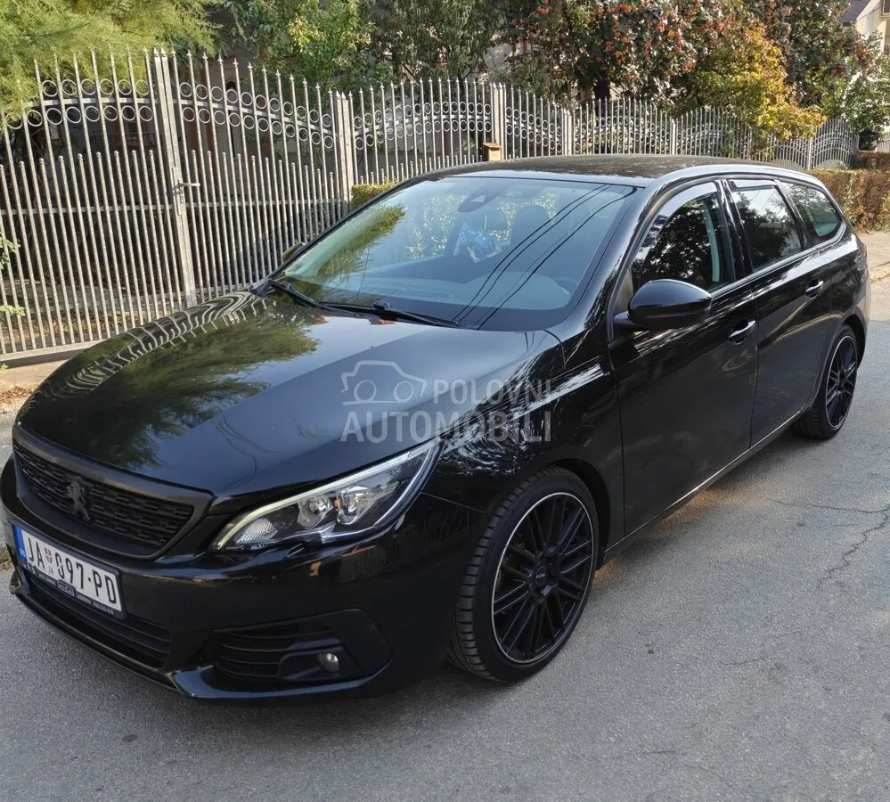 Peugeot 308 2017 photo 2