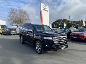 Toyota Land Cruiser 2024 photo 2