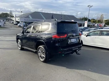 Toyota Land Cruiser 2024 photo 5