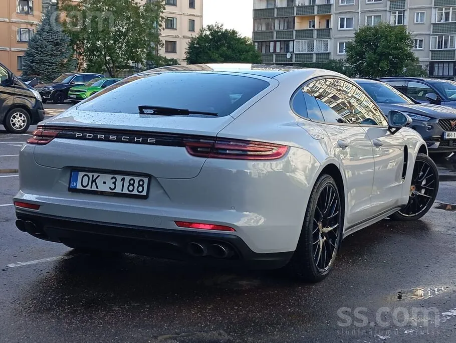Porsche Panamera 2017 photo 4
