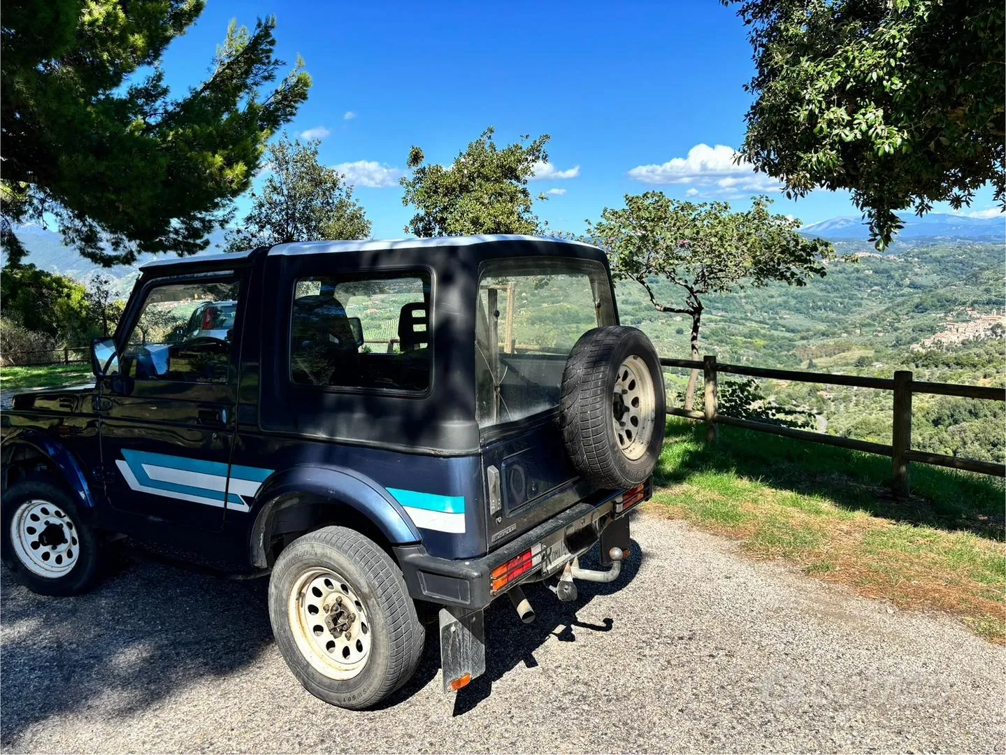 Suzuki Samurai 1990 photo 4