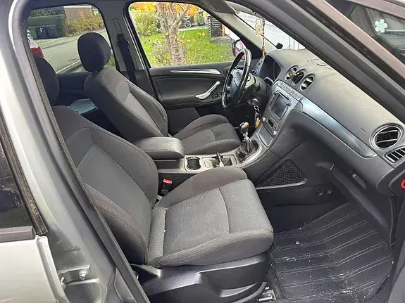 Ford S-Max 2008 photo 5