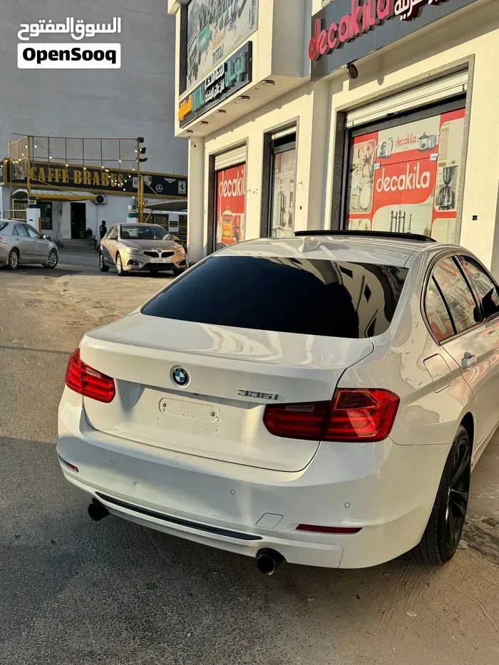 BMW 3 Series 2012 photo 2
