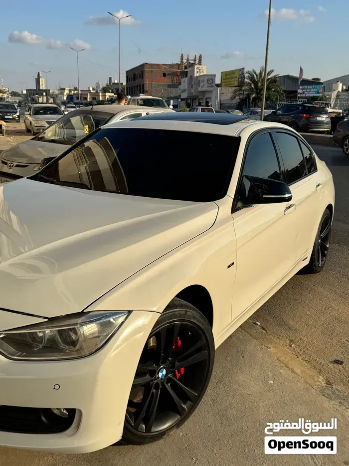 BMW 3 Series 2012 photo 3