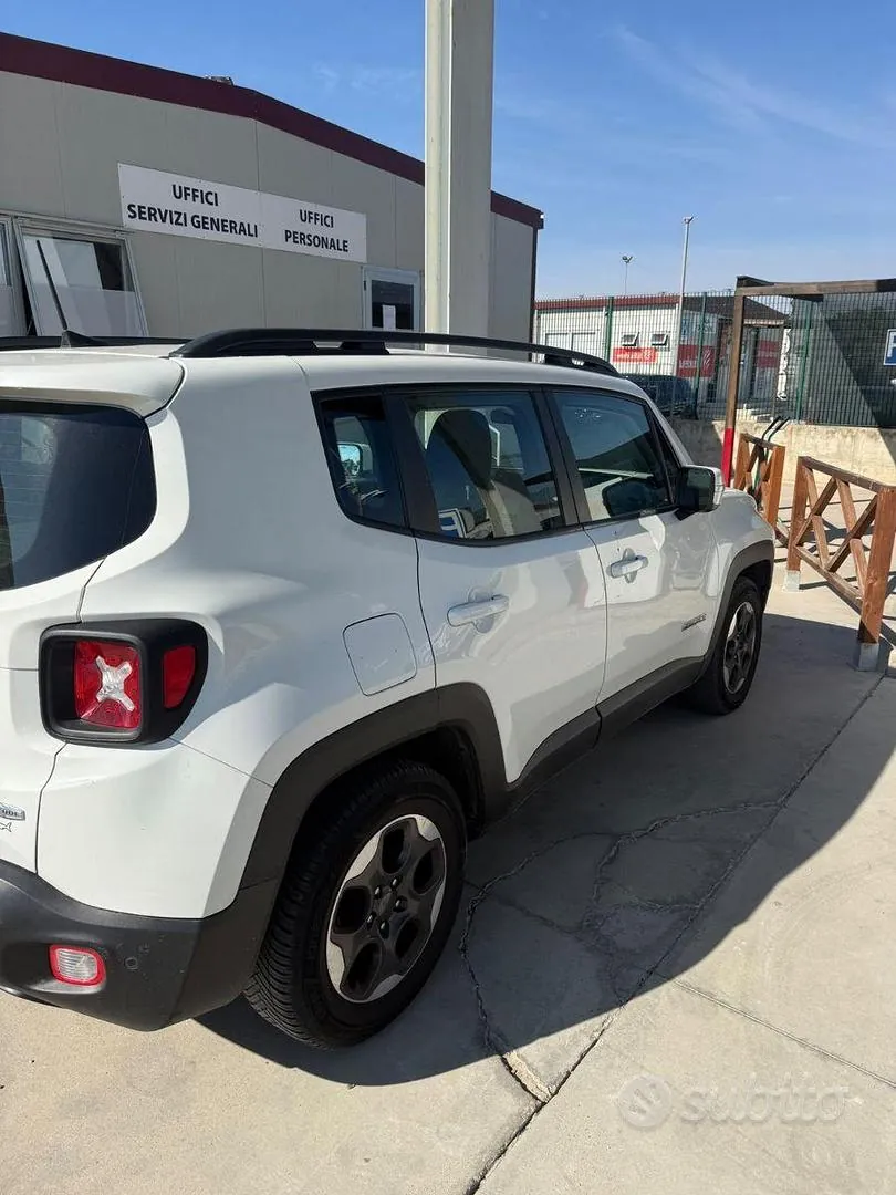 Jeep Renegade 2018 photo 4
