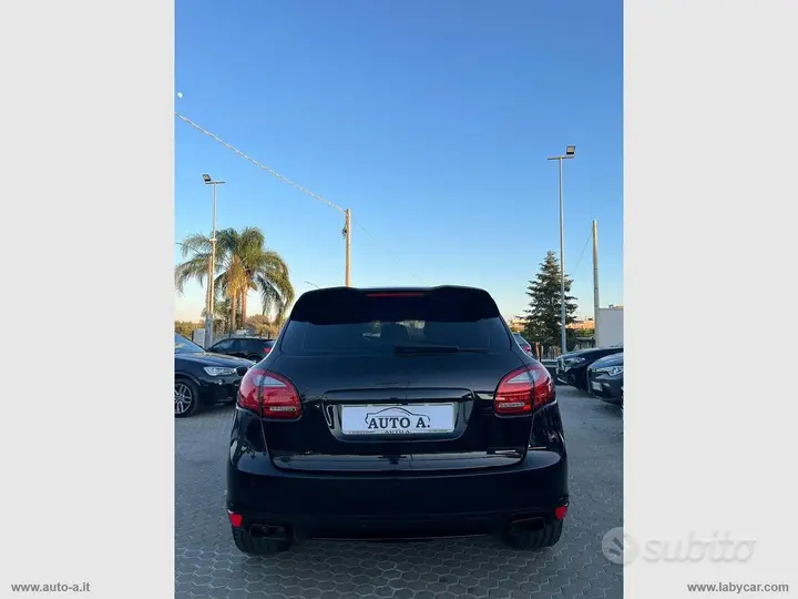 Porsche Cayenne 2010 photo 5