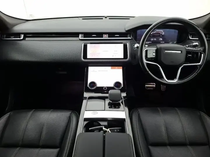 Land Rover Range Rover Velar 2022 photo 3