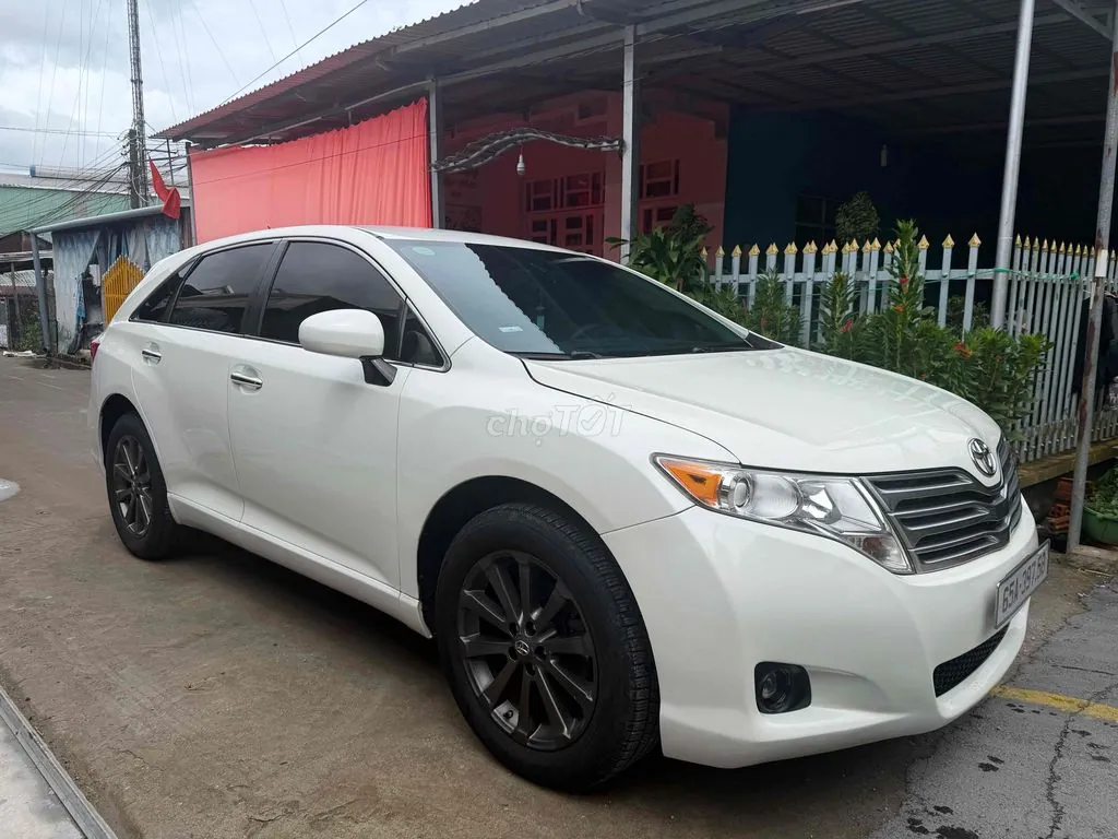 Toyota Venza 2009 photo 2