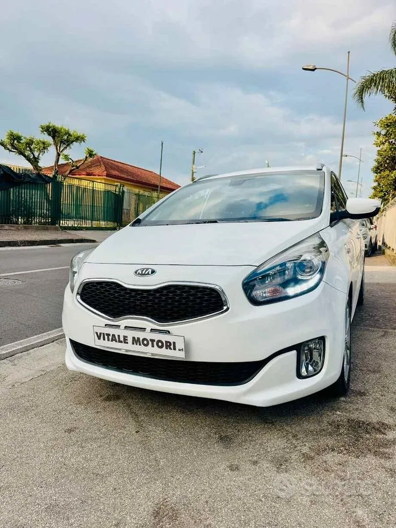 Kia Carens 2016 photo 4