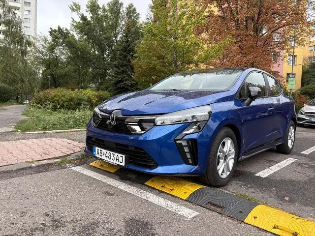 Mitsubishi Colt 2025 photo 2
