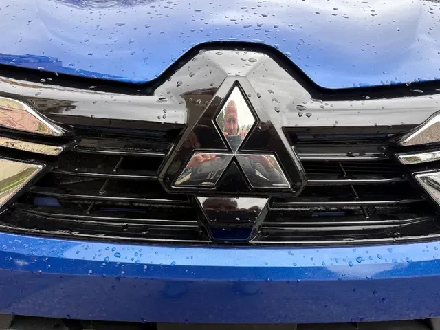 Mitsubishi Colt 2025 photo 3