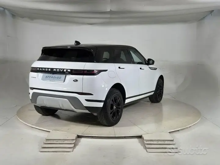 Land Rover Range Rover Evoque 2021 photo 2