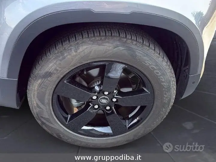Land Rover Defender 2023 photo 4