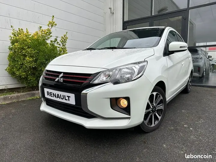 Mitsubishi Space Star 2024 photo 2