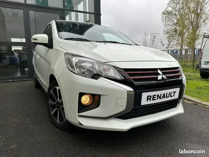 Mitsubishi Space Star 2024 photo 5