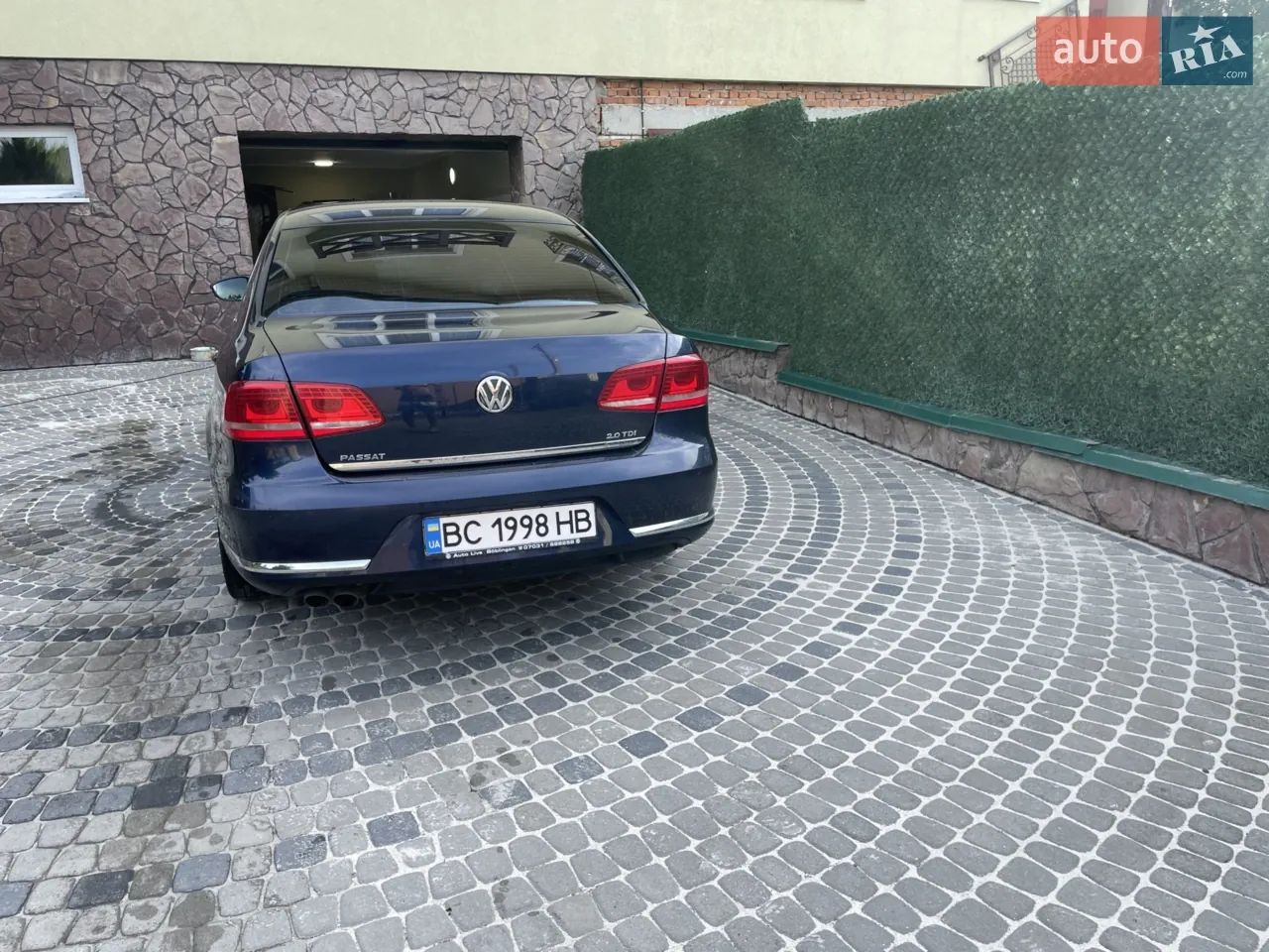 Volkswagen Passat 2014 photo 2