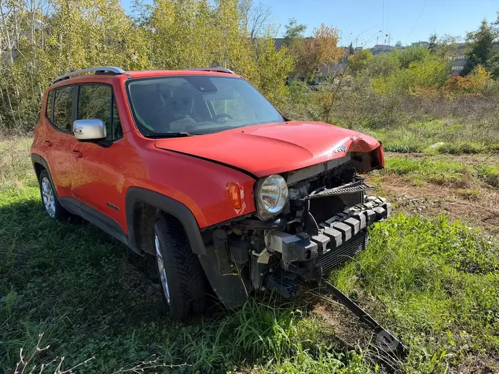 Jeep Renegade 2014 photo 4