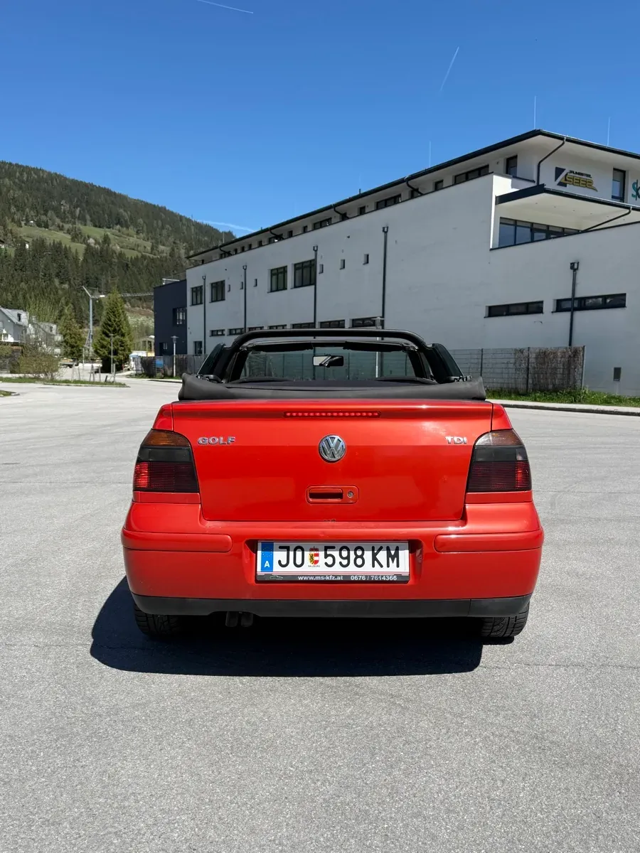 Volkswagen Golf 1999 photo 2
