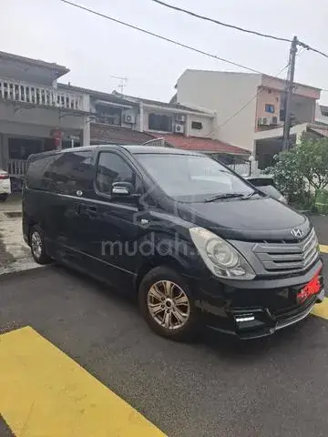 Hyundai Grand Starex