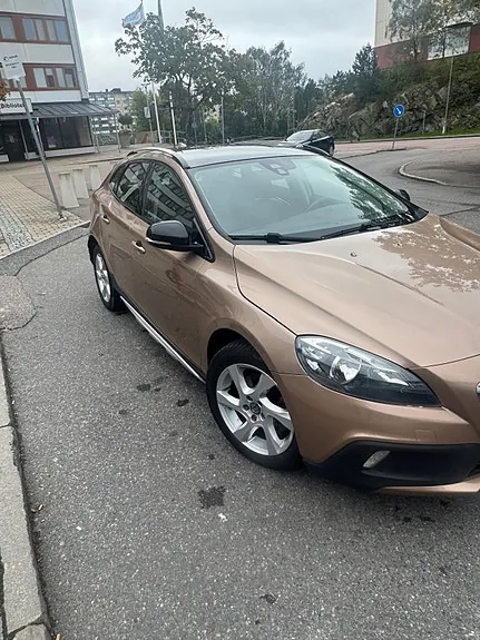 Volvo V40 Cross Country 2014 photo 3