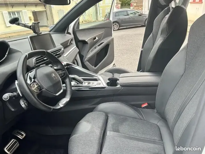 Peugeot 3008 2020 photo 5