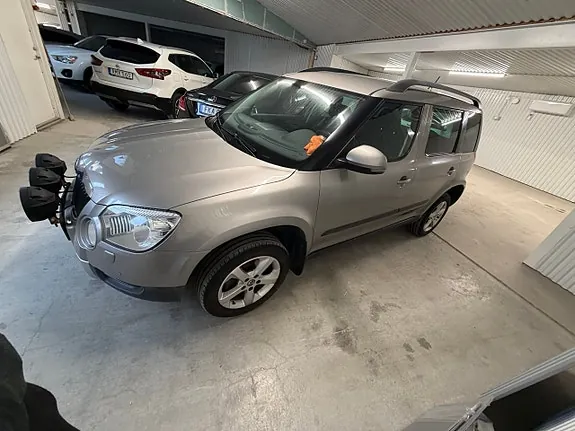 Skoda Yeti 2013 photo 2