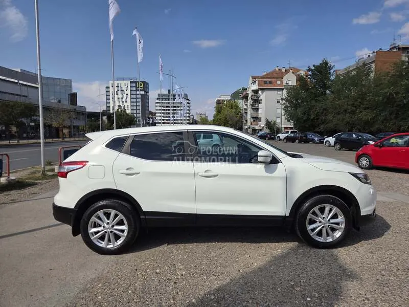 Nissan Qashqai 2016 photo 2