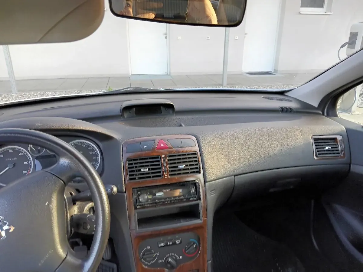Peugeot 307 2001 photo 3