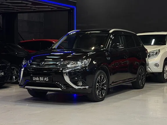 Mitsubishi Outlander 2017 photo 2