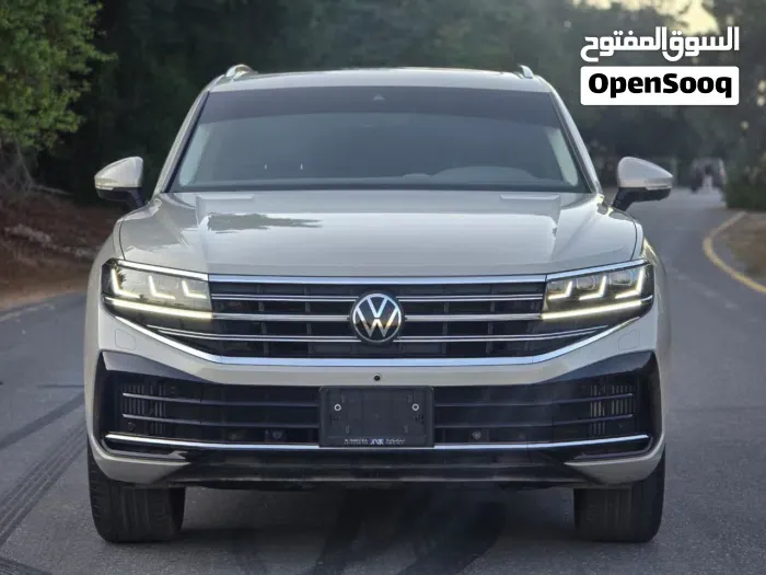 Volkswagen Touareg 2024 photo 2