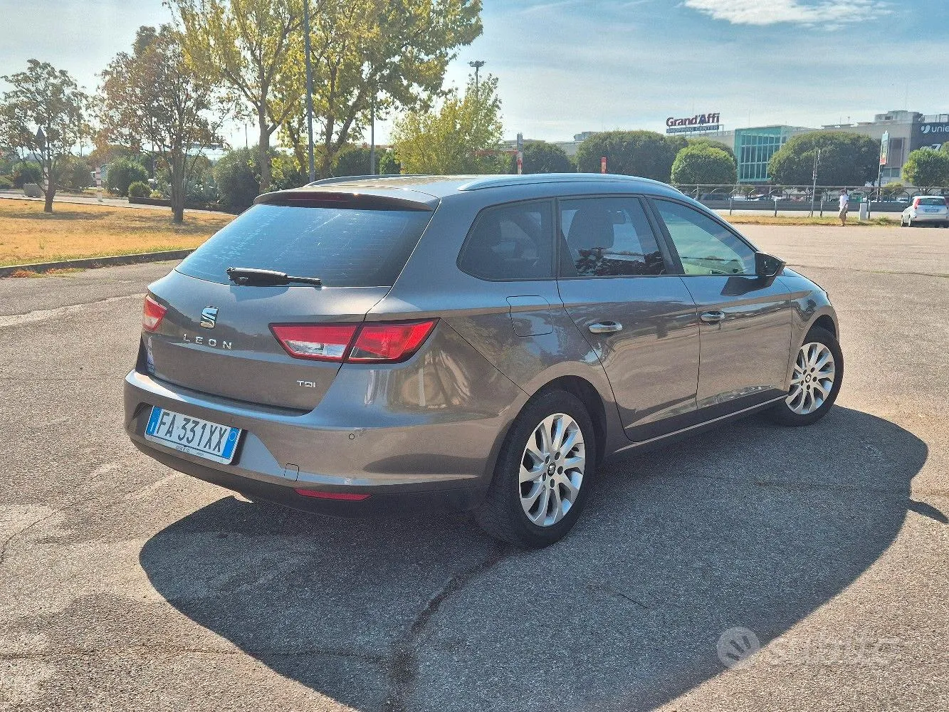 Seat Leon 2015 photo 3