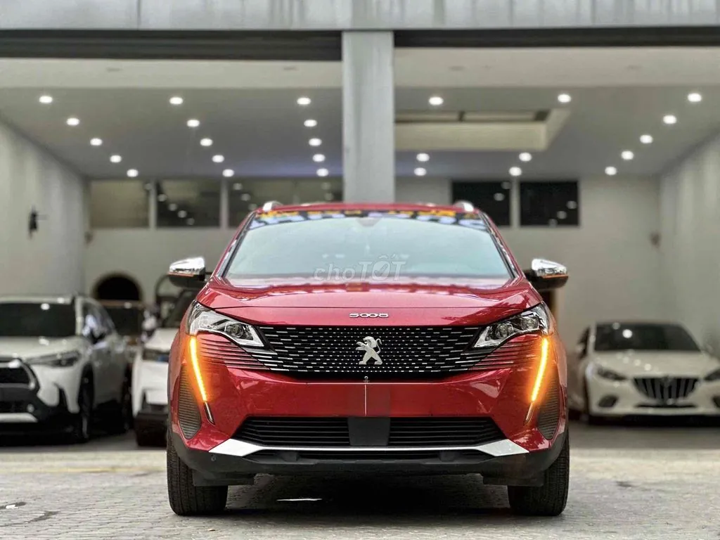 Peugeot 5008 2022 photo 3