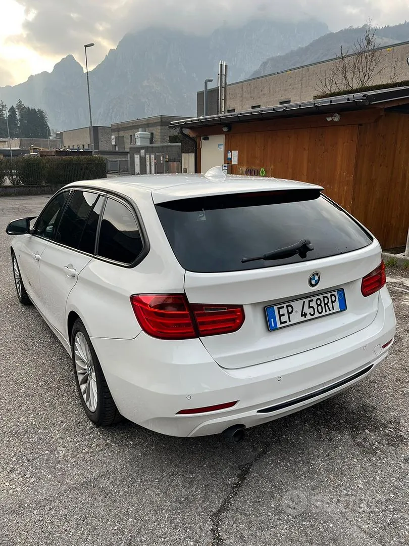BMW 3 Series 2012 photo 5