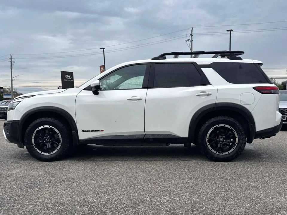 Nissan Pathfinder 2024 photo 2