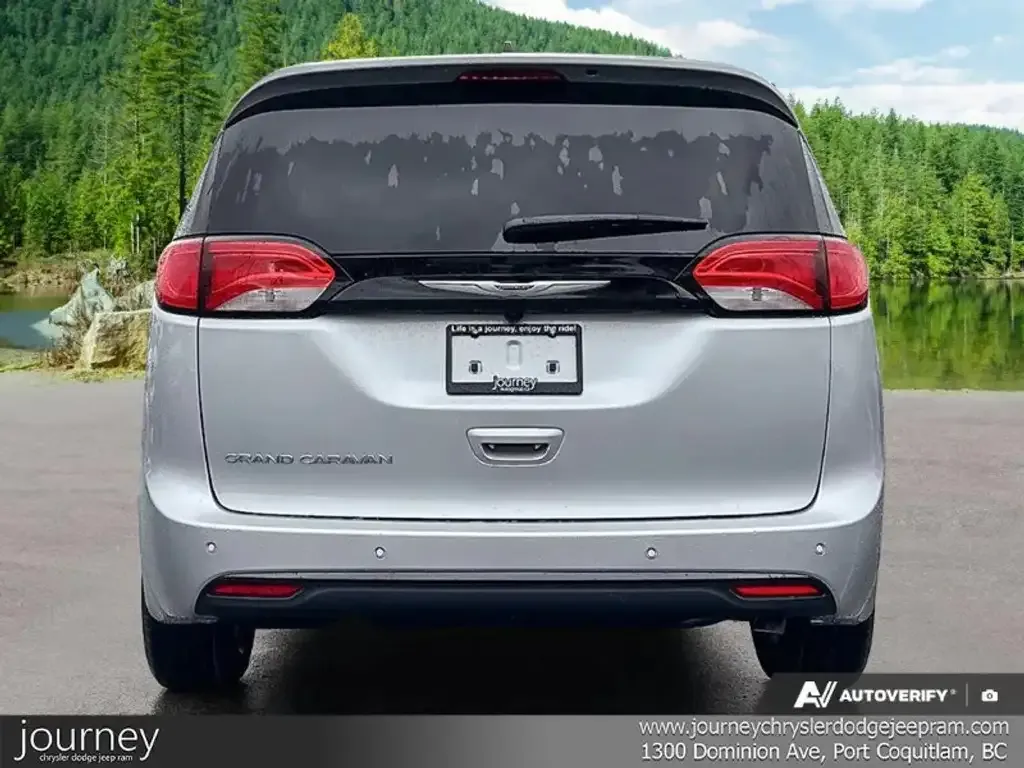 Chrysler Grand Caravan 2026 photo 5