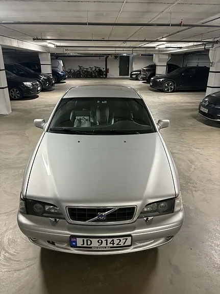 Volvo C70 2000 photo 2