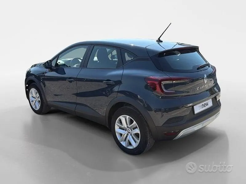 Renault Captur 2023 photo 3