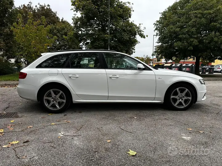 Audi A4 Avant 2010 photo 5