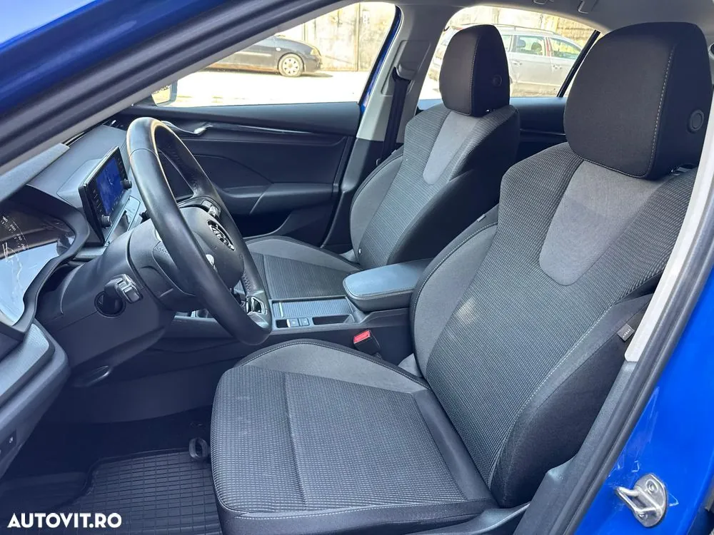 Skoda Octavia 2023 photo 3