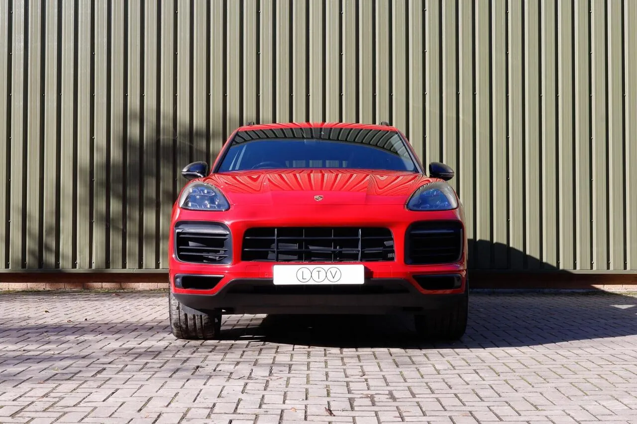 Porsche Cayenne 2021 photo 2